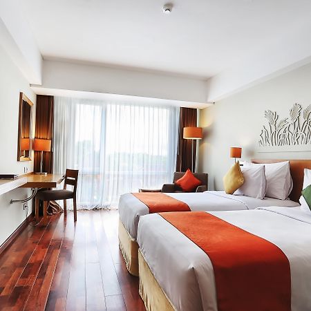 Harvestland Hotel Bali Kuta Lombok Buitenkant foto
