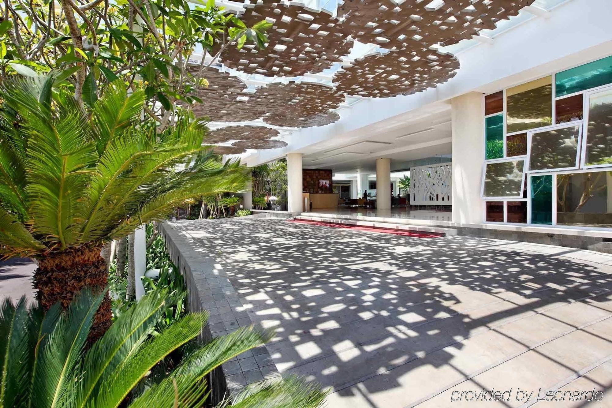 Harvestland Hotel Bali Kuta Lombok Buitenkant foto
