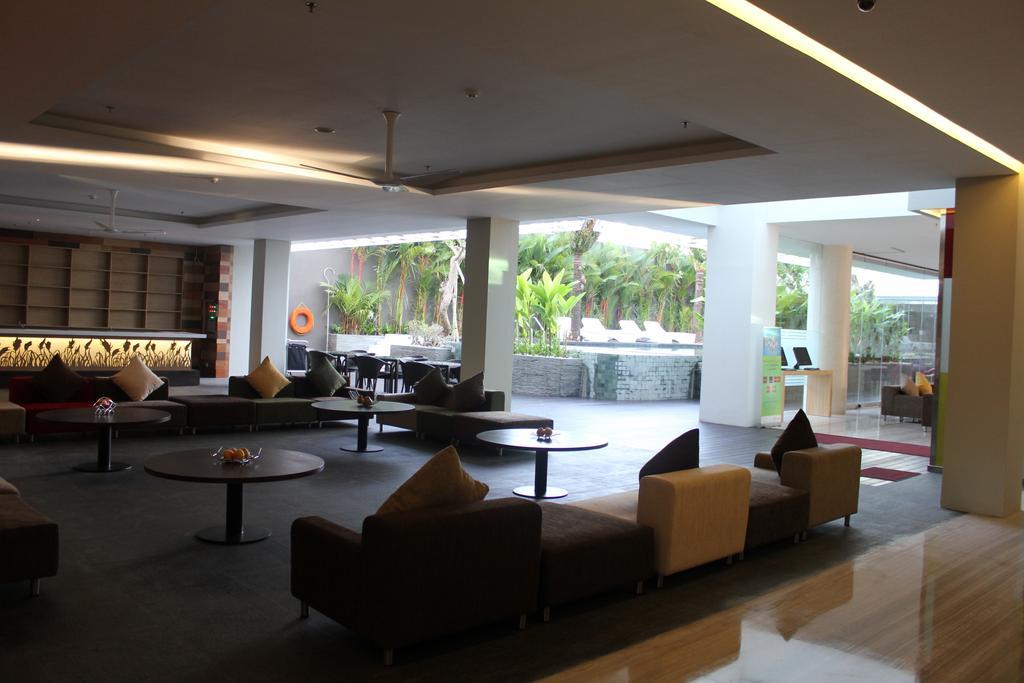 Harvestland Hotel Bali Kuta Lombok Buitenkant foto