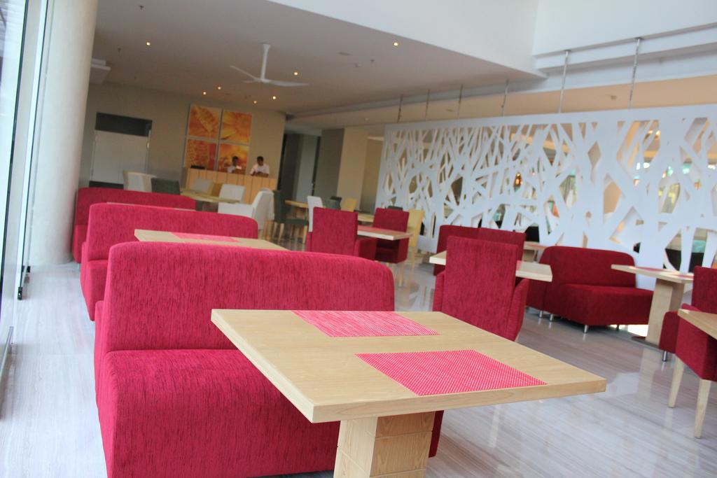Harvestland Hotel Bali Kuta Lombok Buitenkant foto