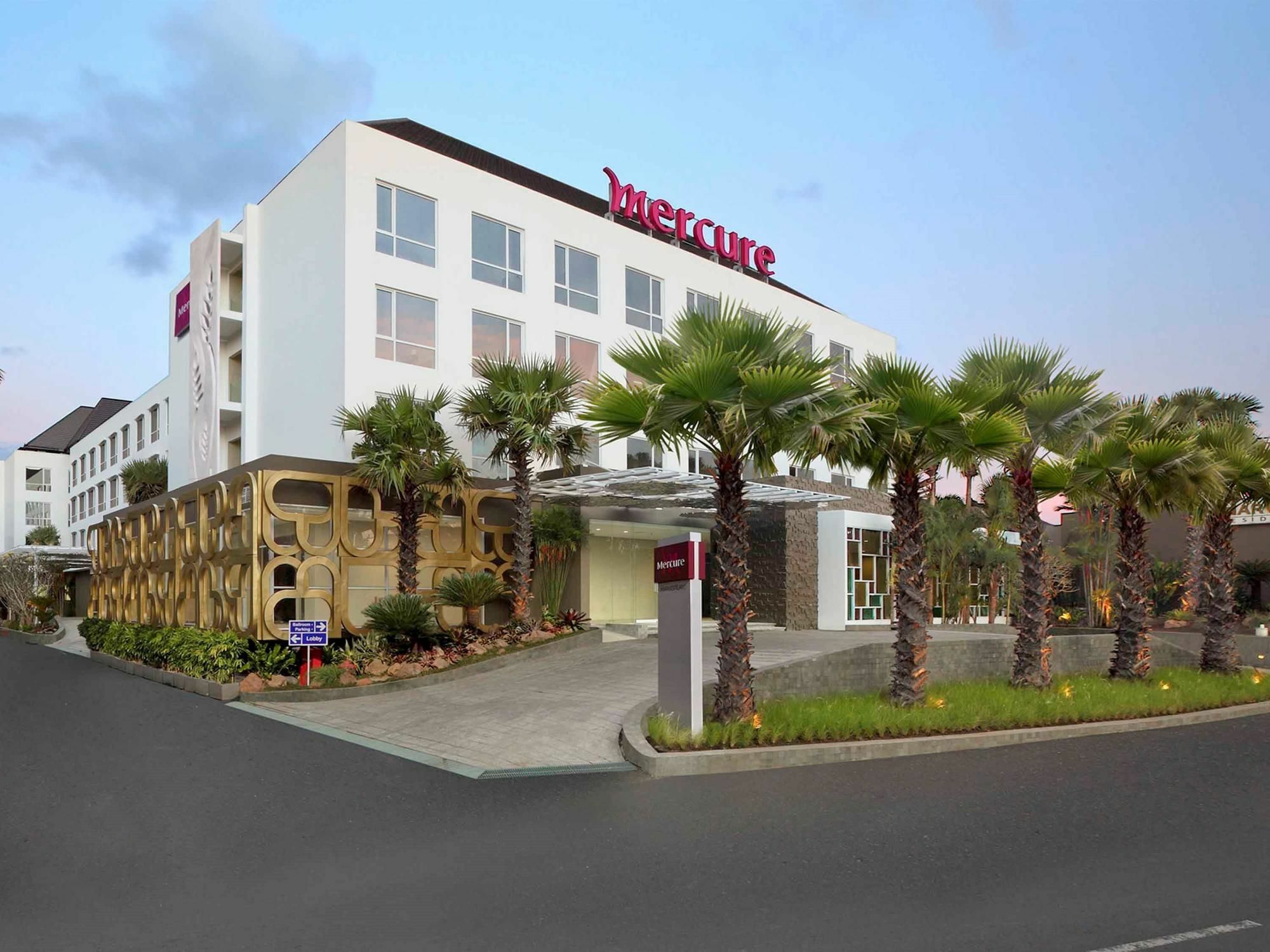 Harvestland Hotel Bali Kuta Lombok Buitenkant foto